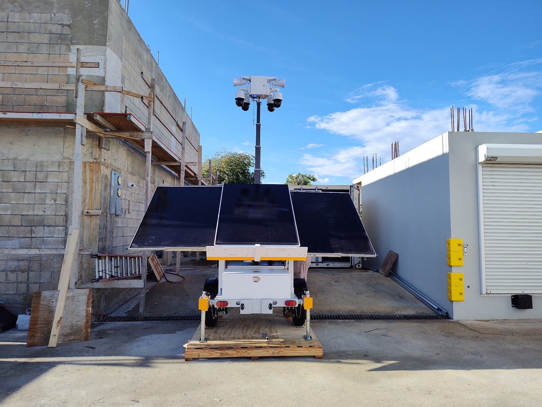 LumiGuardian mobile surveillance camera system for Puerto Rico agencies